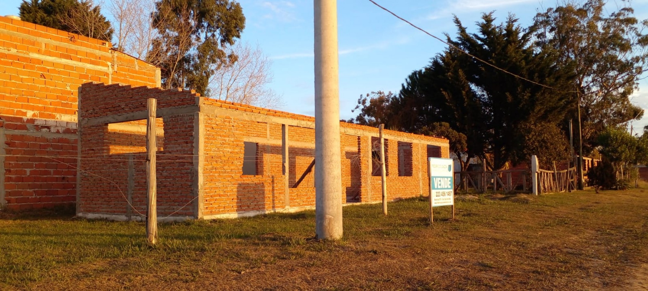 Lote con construccion a terminar en venta 