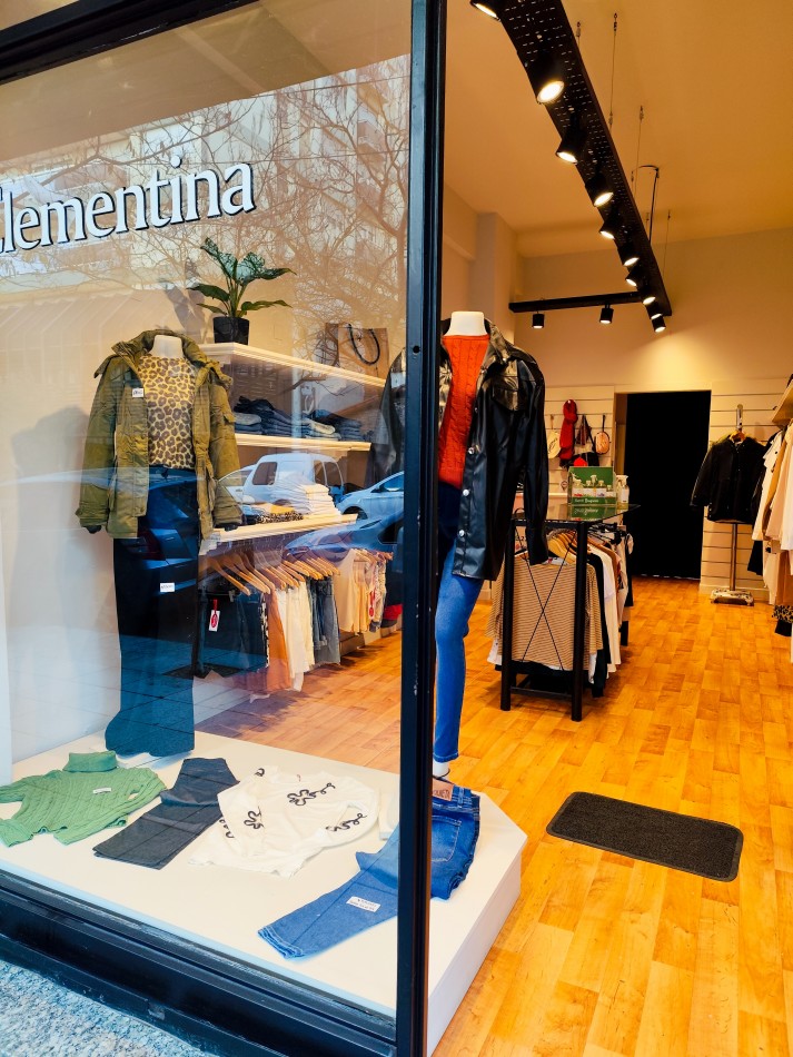 VENTA FONDO DE COMERCIO LOCAL DE INDUMENTARIA 