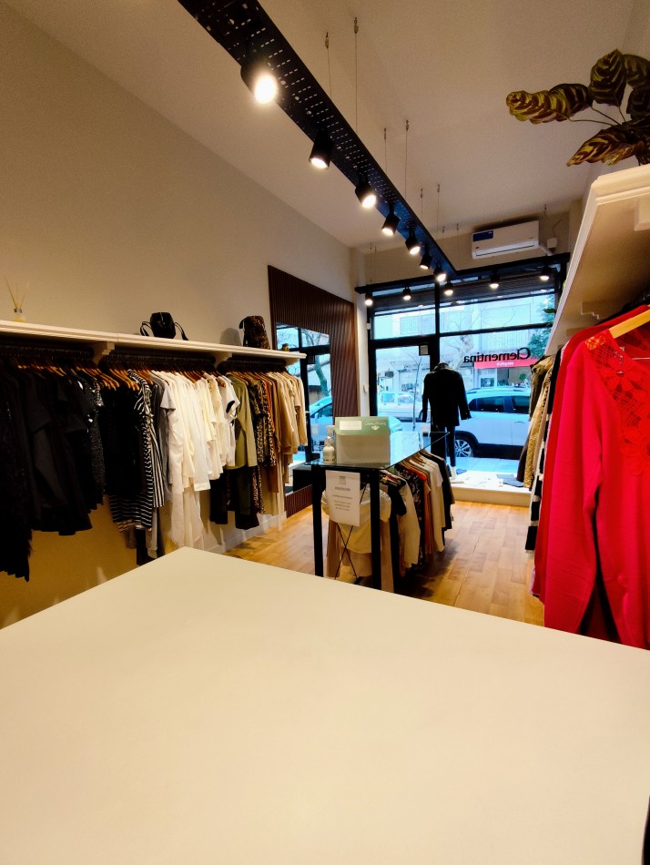 VENTA FONDO DE COMERCIO LOCAL DE INDUMENTARIA 