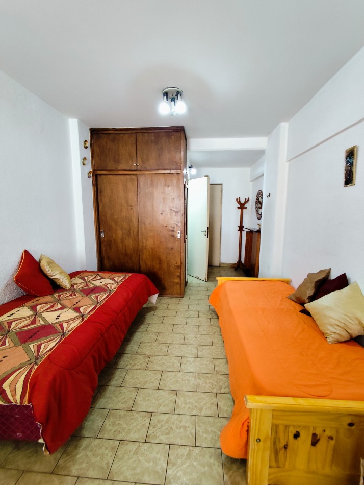 Depto un amb alquiler temporal. Colon y Cordoba 