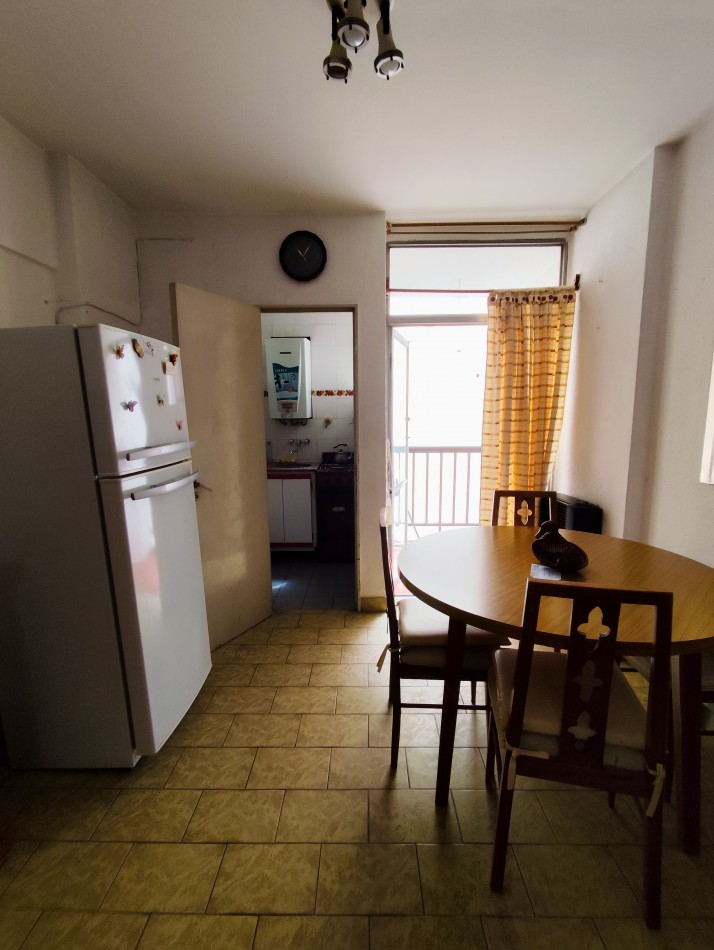 Depto un amb alquiler temporal. Colon y Cordoba 