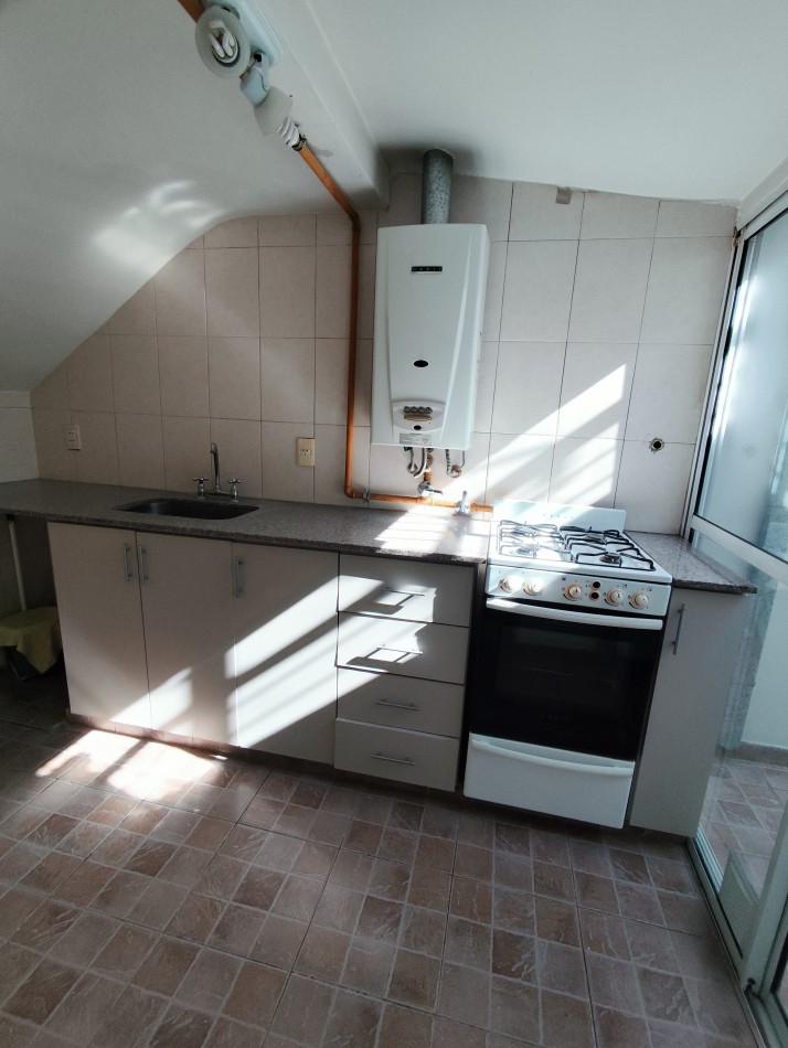 VENTA P.H.  2 1/2 ambientes  con garage - 2 baños