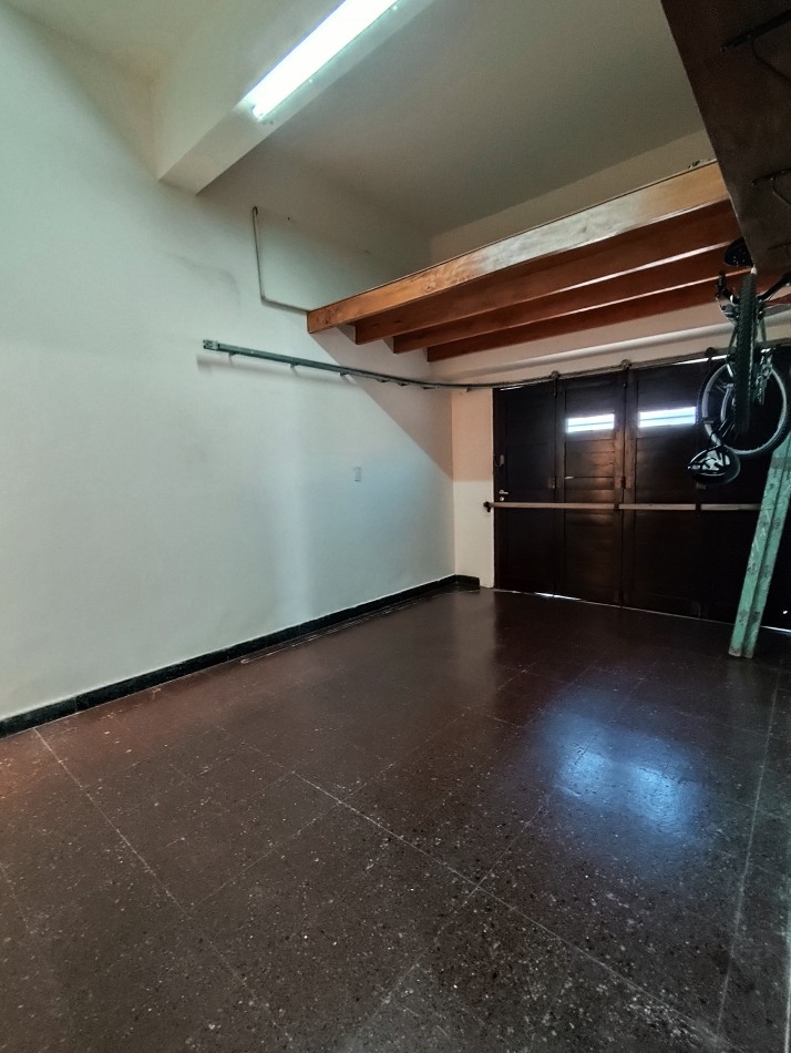 VENTA P.H.  2 1/2 ambientes  con garage - 2 baños