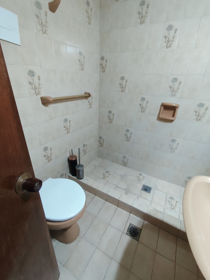 Chalet en alquiler en Barrio San Carlos 