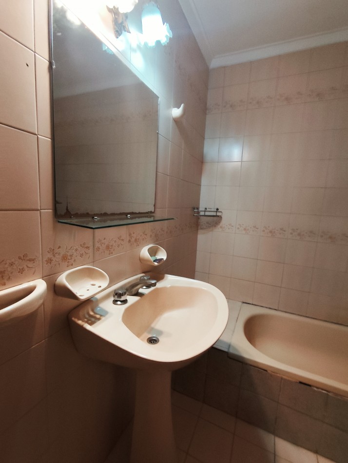 Chalet en alquiler en Barrio San Carlos 