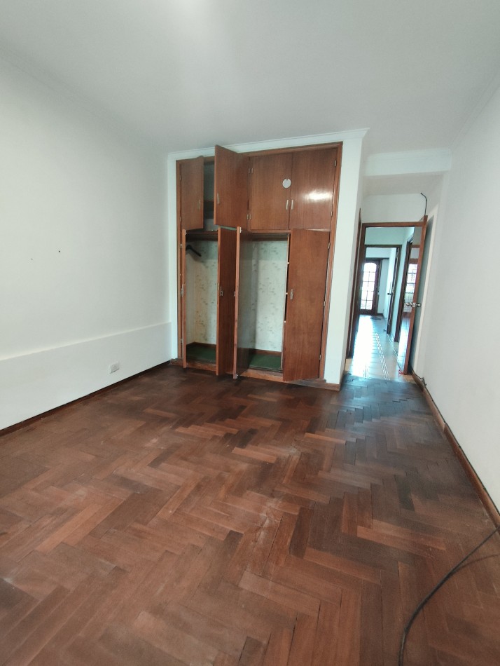 Chalet en alquiler en Barrio San Carlos 