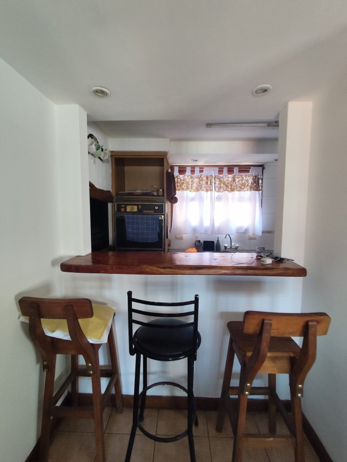 Depto 3 amb . Dos baños en duplex excelente estado. Barrio don Bosco 