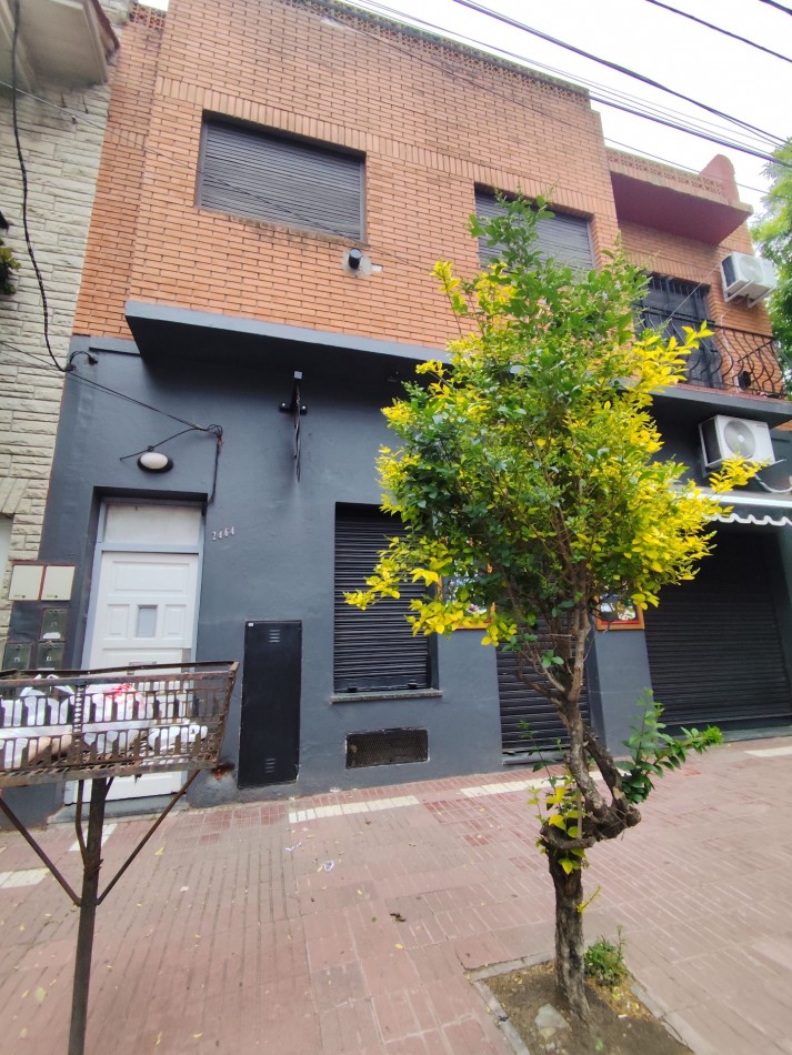 PH en venta Barrio Chauvin Avellaneda 2400