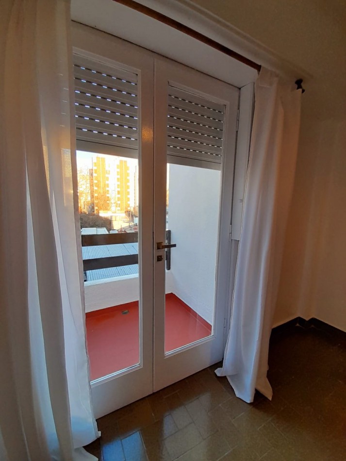 Alquiler 24m Depto 2 amb con balcon al contrafrente 