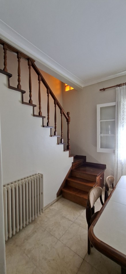 CHALET 4 AMBIENTES CON GARAGE ESTILO MARPLATENSES