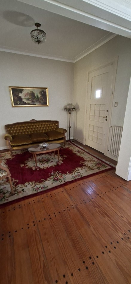 CHALET 4 AMBIENTES CON GARAGE ESTILO MARPLATENSES