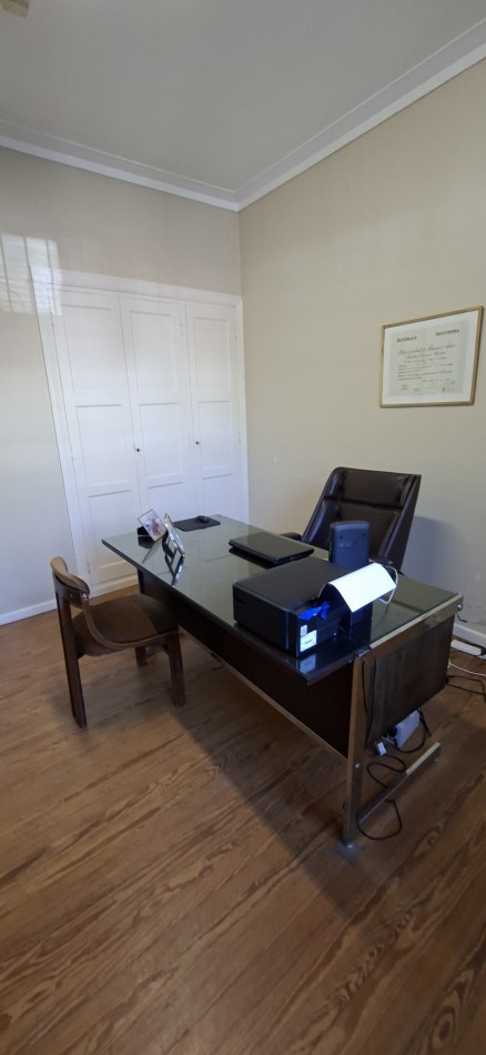 CHALET 4 AMBIENTES CON GARAGE ESTILO MARPLATENSES