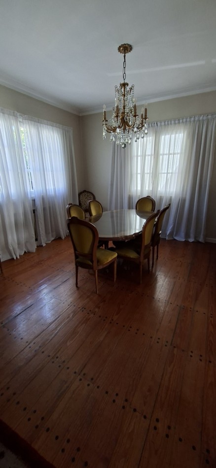 CHALET 4 AMBIENTES CON GARAGE ESTILO MARPLATENSES