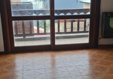 1 amb amplio con balcon