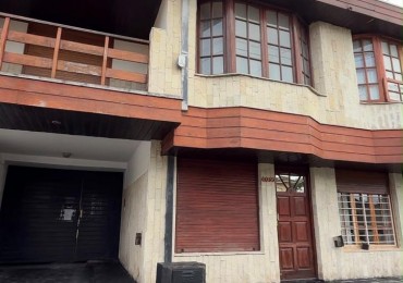 Alquiler 24m.Duplex 2 amb con cochera Parque Luro. 